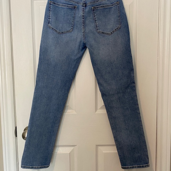GAP Girlfriend Denim Jeans - Picture 5 of 6